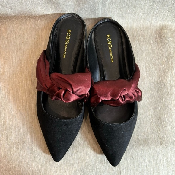 BCBGENERATION Sz 8B Nessa Micro Suede Satin Bow Knot Pointy Toe Slip On Mules - Picture 3 of 10